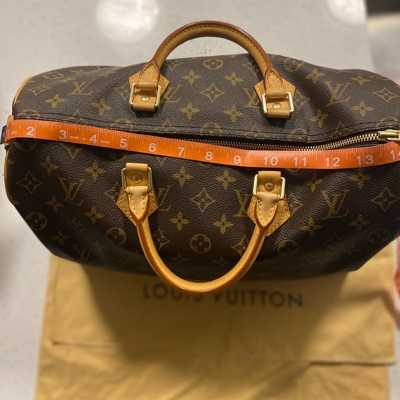 ❤️Louis V-Speedy. Pristine Condition! - Picture 5 of 12
